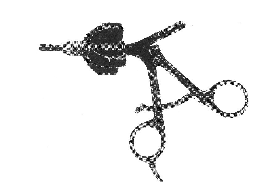 İZOLELİ BİYOPSİ FORSEPS G MODEL SAPLI  ÇAP : 5MM L: 43CM